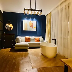  Апартаменты Luxury In Old With Terrace Грузия